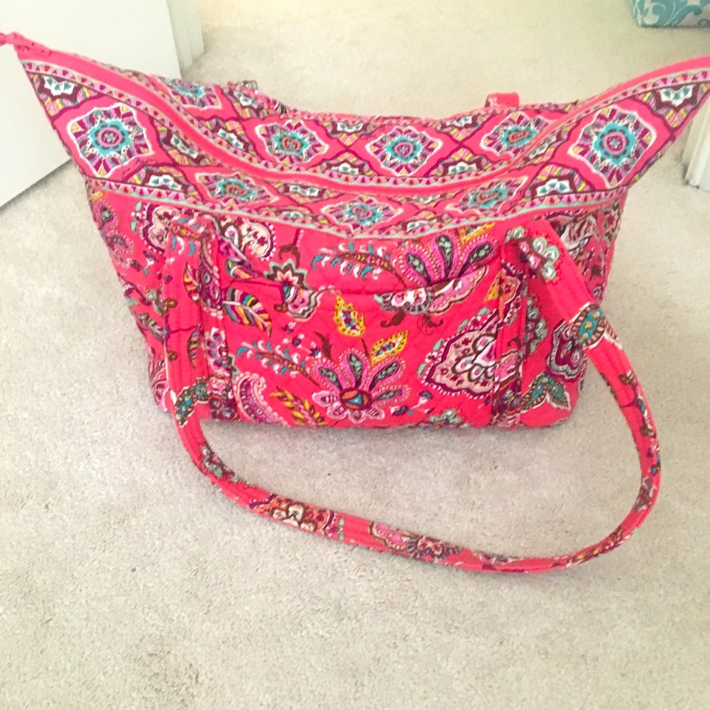 Vera Bradley travel bag, pink & blue paisley!